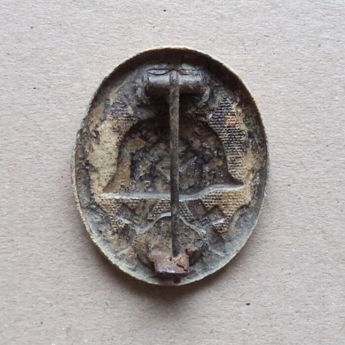 DSC01555 Wound Badge 1939 Black Kurland relic - E.S.P. - Image 2