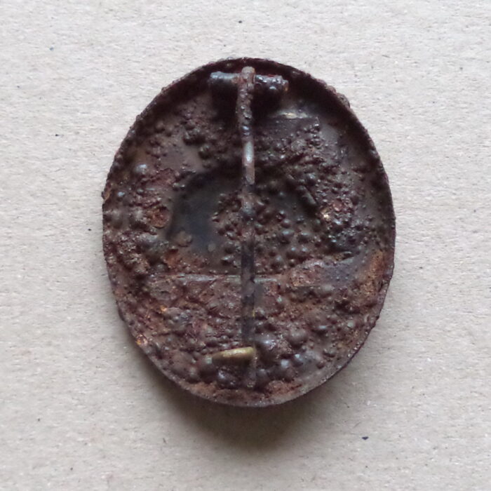 DSC01558 Wound Badge 1939 Black Kurland relic - Image 2