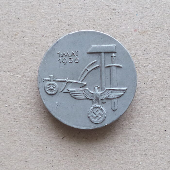 DSC01948 NSDAP Day Badge - 1. Mai 1936 - Image 1