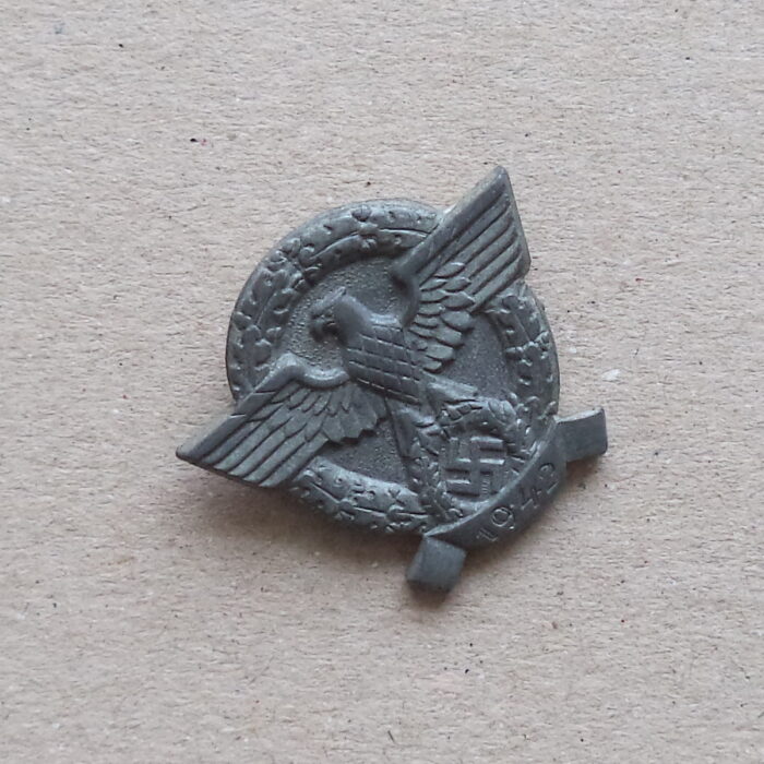 DSC01996 WHW Badge - Tag der Polizei 1942 - Image 4