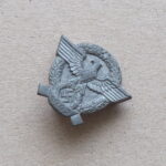 WHW Badge - Tag der Polizei 1942 - Image 3