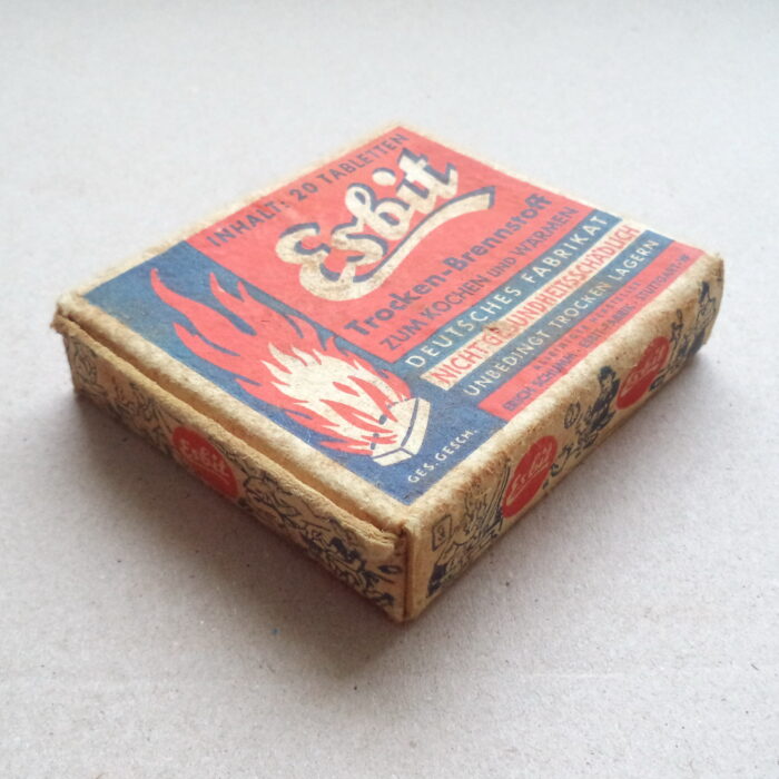 DSC02378 Wehrmacht Esbit solid fuel tablets - Image 3