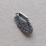 Hitler Jugend Pin - Sport Competitions 1939 - Image 3