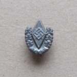 Hitler Jugend Pin - Sport Competitions 1941