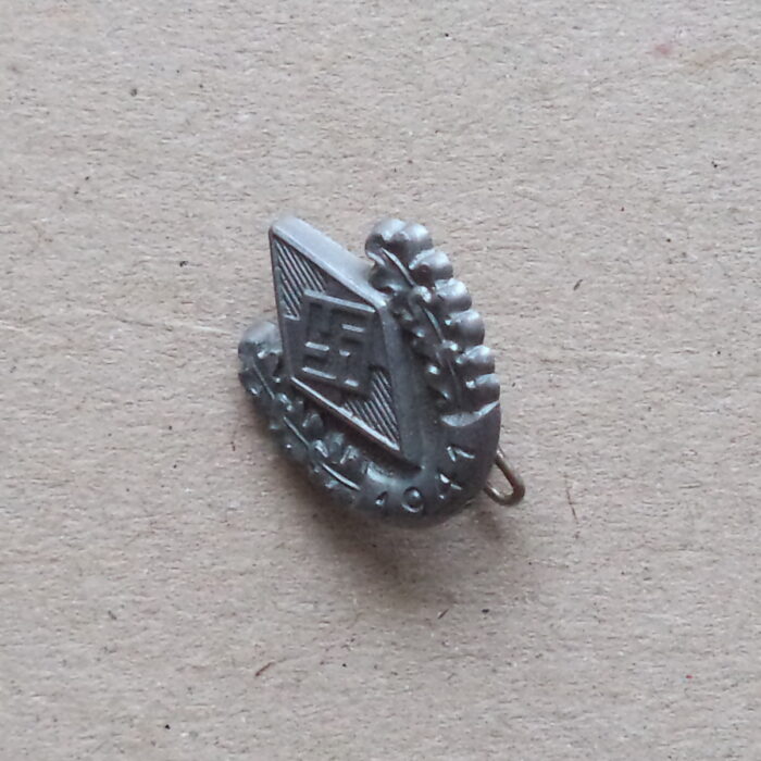 P 041 (3) Hitler Jugend Pin - Sport Competitions 1941 - Image 3