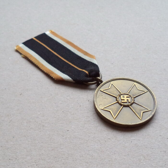 A 004 (3) War Merit Medal 1939 - Image 3