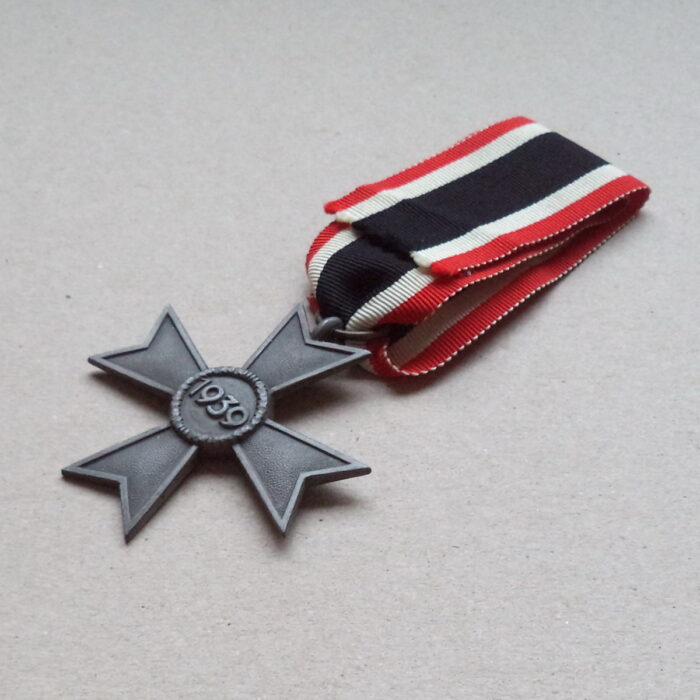 A 007 (4) War Merit Cross Second Class - marked 15 - Image 4