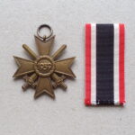 War Merit Cross Second Class with Swords - wide HK - Image 2