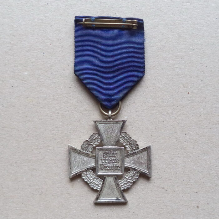 A 012 (2) Silver Faithful Service Cross Second Grade - Image 2