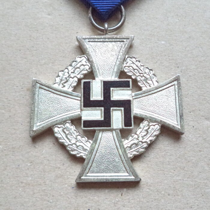 A 013 (5) Silver Faithful Service Cross Second Grade - Image 5