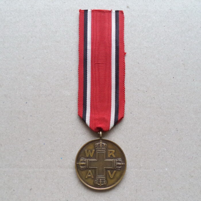 DSC02678 Prussia Red Cross Medal 3. Class 1898 - Image 1