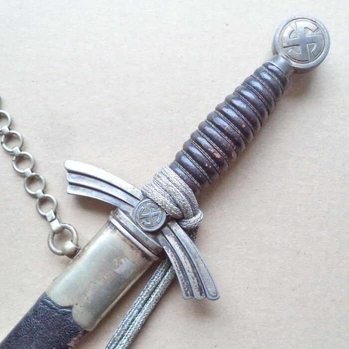 DSC03368 Luftwaffe Aviator Dagger with Portepee - Paul Weyersberg - Image 11