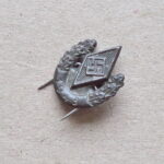 Hitler Jugend Pin - Sport Competitions 1943 - Image 4