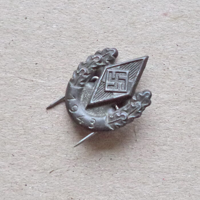 P 047 (4) Hitler Jugend Pin - Sport Competitions 1943 - Image 4