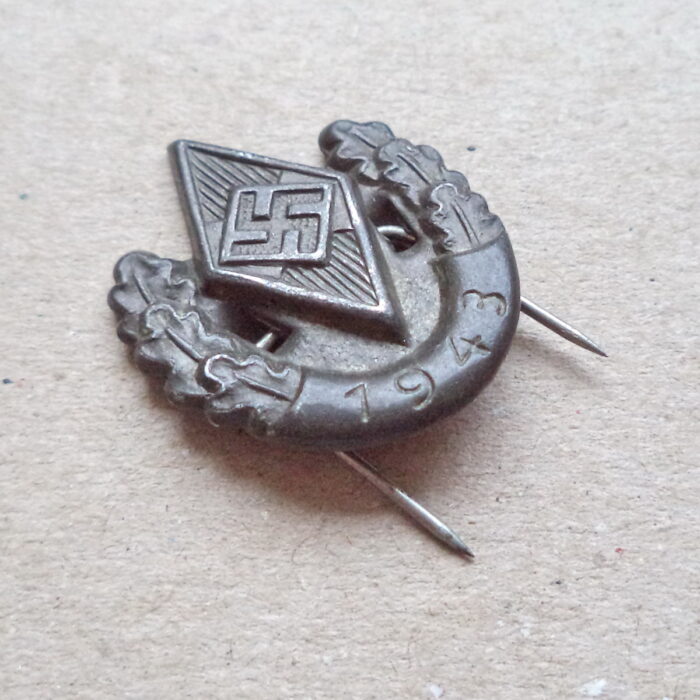 P 047 (5) Hitler Jugend Pin - Sport Competitions 1943 - Image 5