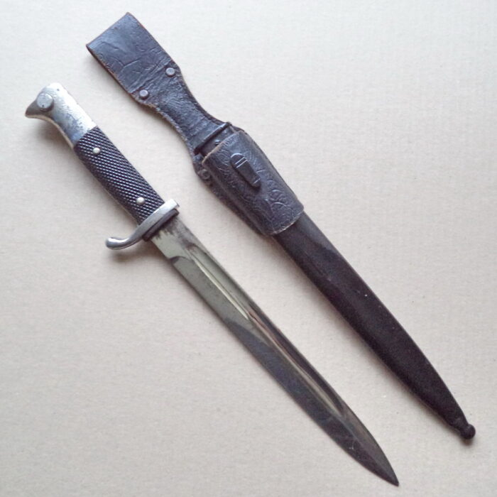 W 002 (2) Dress Bayonet KS 98 with Frog - Rich. Herder - Image 2