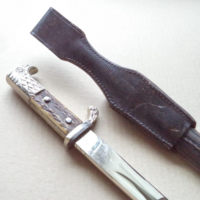 W 003 (12) Police Dress Bayonet with Frog - matching numbers - Image 9