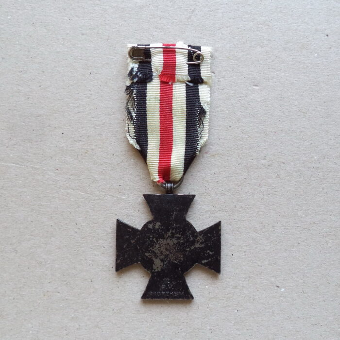 A 031 (2) World War Honor Cross for Widows - 12 R.V. - Image 2