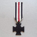 World War Honor Cross for Widows - R.V. 6 - Image 2
