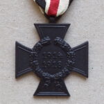 World War Honor Cross for Widows - R.V. 6 - Image 3