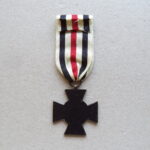 World War Honor Cross for Widows - L/14 - Image 2