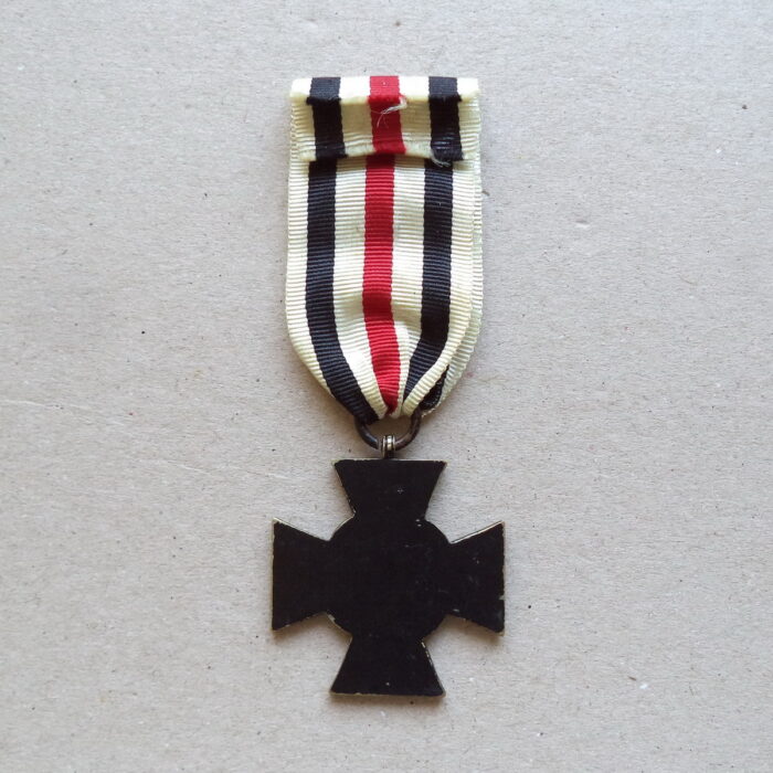 A 035 (2) World War Honor Cross for Widows - L/14 - Image 2