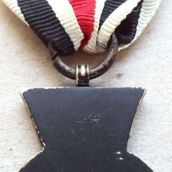 A 035 (8) World War Honor Cross for Widows - L/14 - Image 8