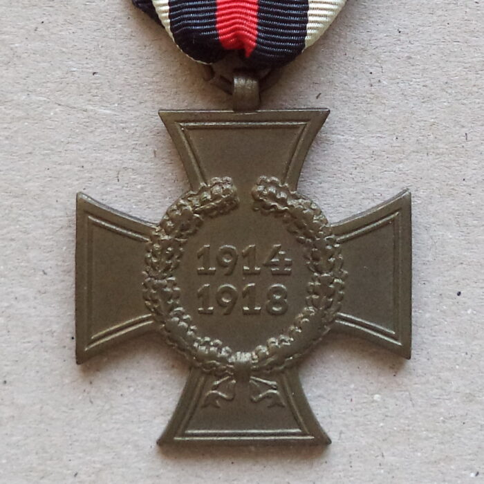 A 040 (3) World War Honor Cross for Non Combattants - W.R. - Image 3