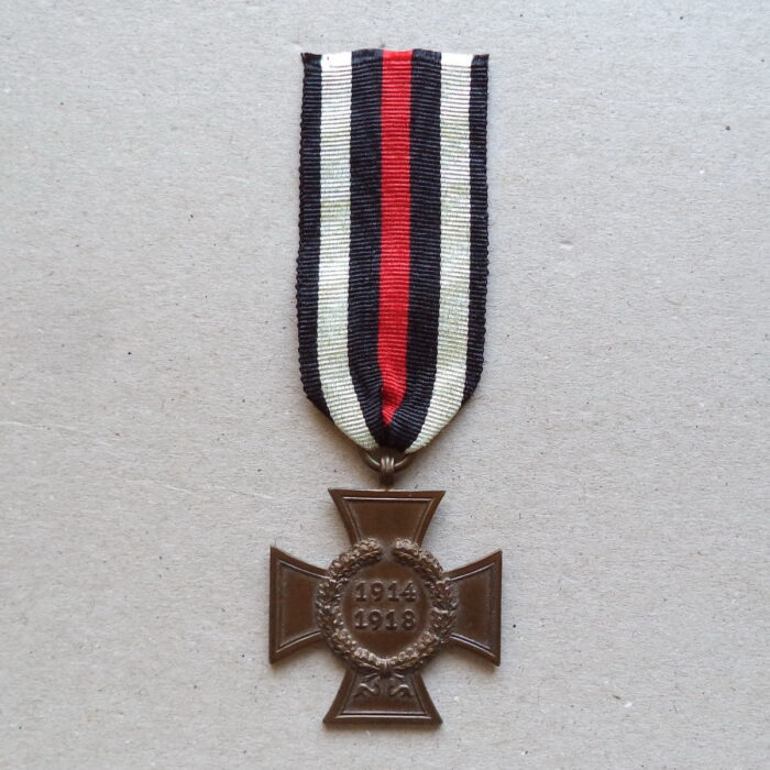 A 044 (1) World War Honor Cross for Non Combattants - G W L - Image 1