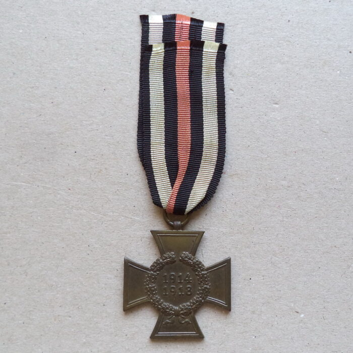 A 045 (1) World War Honor Cross for Non Combattants - E S L - Image 1