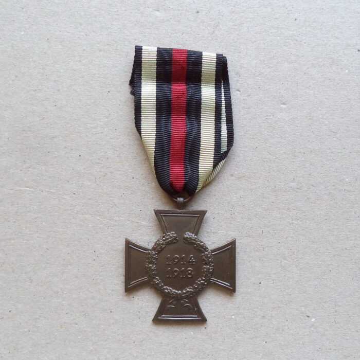 A 047 (1) World War Honor Cross for Non Combattants - C. P. - Image 1