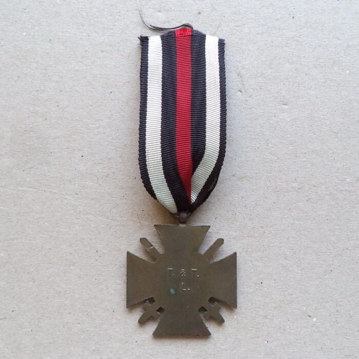 A 057 (2) World War Honor Cross for Combattants - T. & T. L. - Image 2