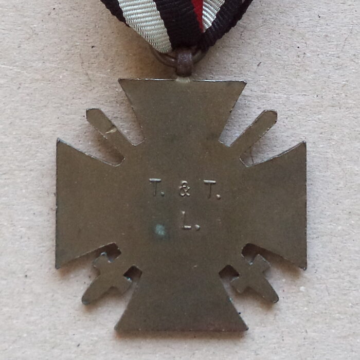 A 057 (4) World War Honor Cross for Combattants - T. & T. L. - Image 4