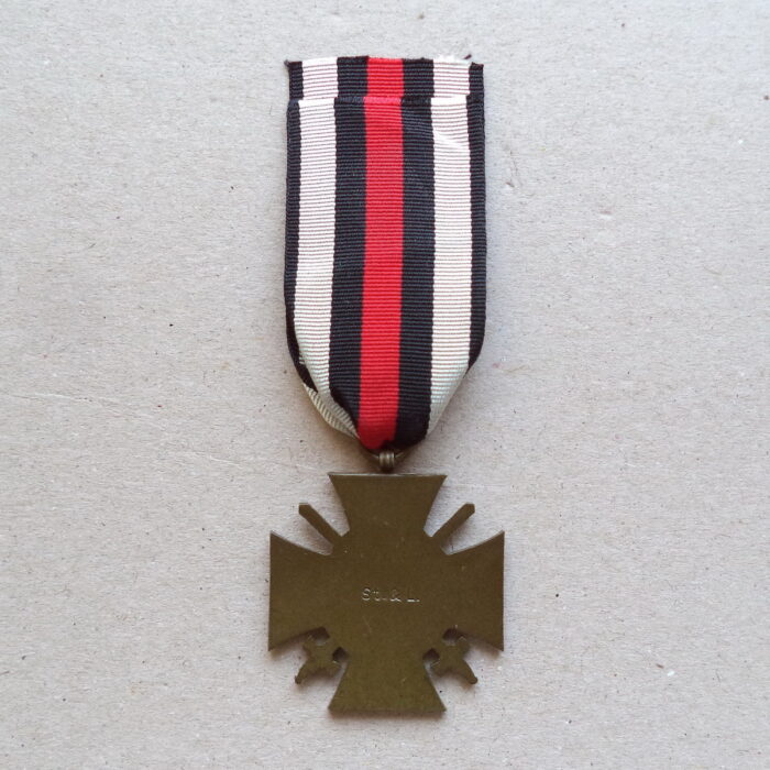 A 058 (2) World War Honor Cross for Combattants - St. & L. - Image 2