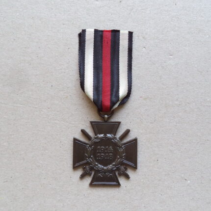 World War Honor Cross for Combattants - O & B