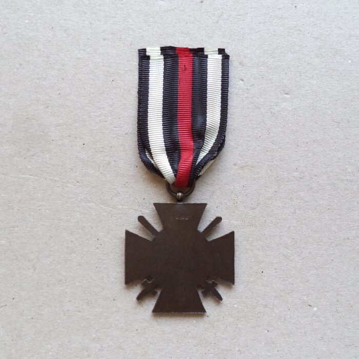 A 060 (2) World War Honor Cross for Combattants - O & B - Image 2