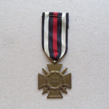 World War Honor Cross for Combattants - L. NBG.
