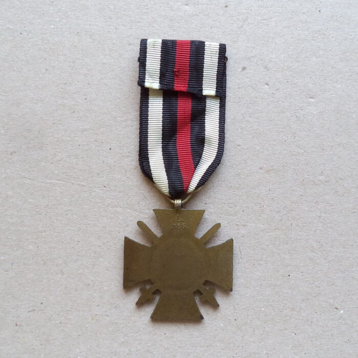 A 062 (2) World War Honor Cross for Combattants - L. NBG. - Image 2