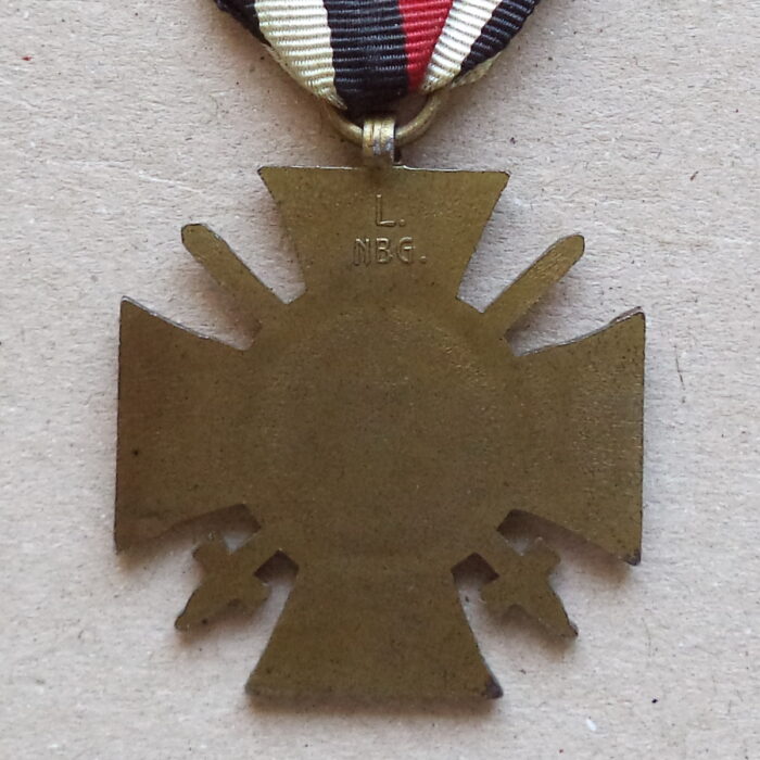 A 062 (4) World War Honor Cross for Combattants - L. NBG. - Image 4