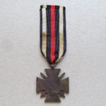 World War Honor Cross for Combattants - G & S - Image 2