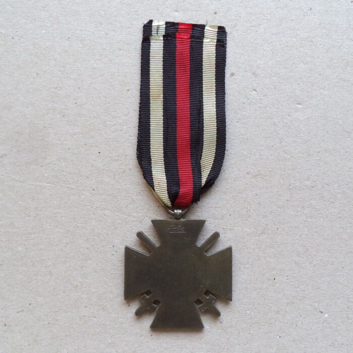 A 070 (2) World War Honor Cross for Combattants - Erbe - Image 2