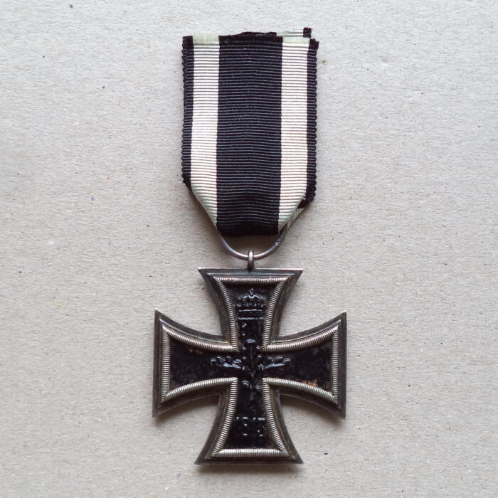 A 076 (2) Iron Cross 2. Class 1914 - marked M - Image 2