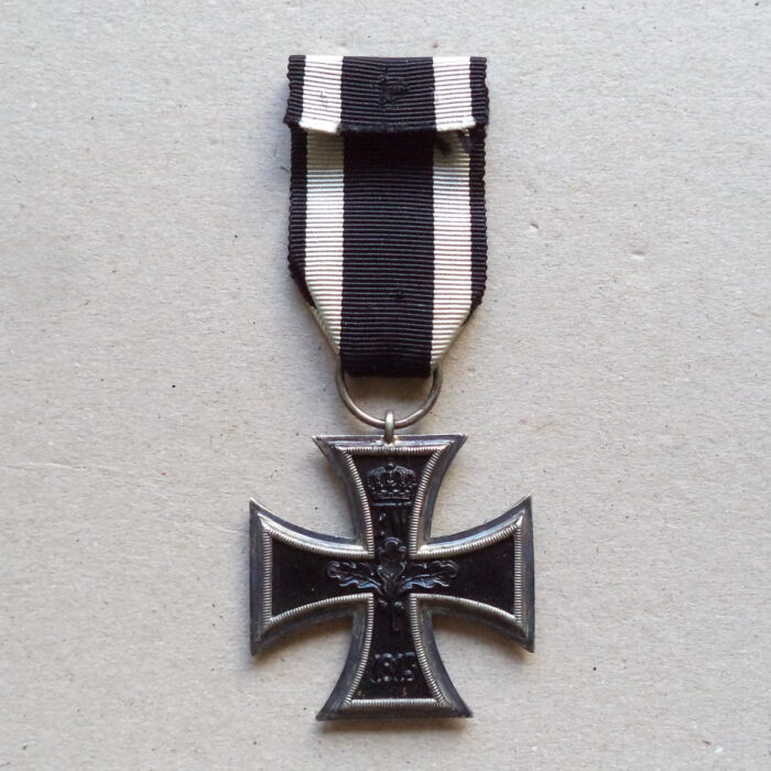 EK 103 (2) Iron Cross 2. Class 1914 - marked FR - Image 2