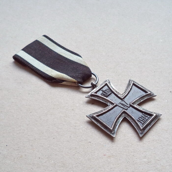 EK 106 (3) Iron Cross 2. Class 1914 - marked KO - Image 3