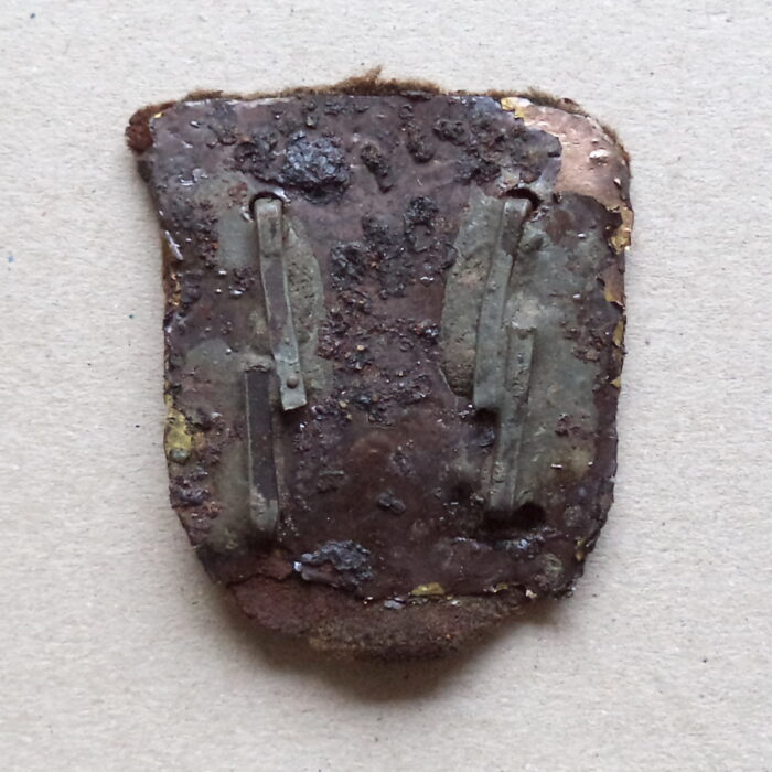 K 033 (2) Krim Campaign Shield Kurland relic - Image 2