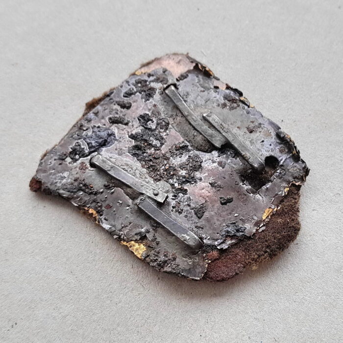 K 033 (4) Krim Campaign Shield Kurland relic - Image 4