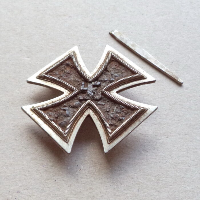 K 037 (3) Iron Cross 1. Class 1939 Narva relic - Image 3