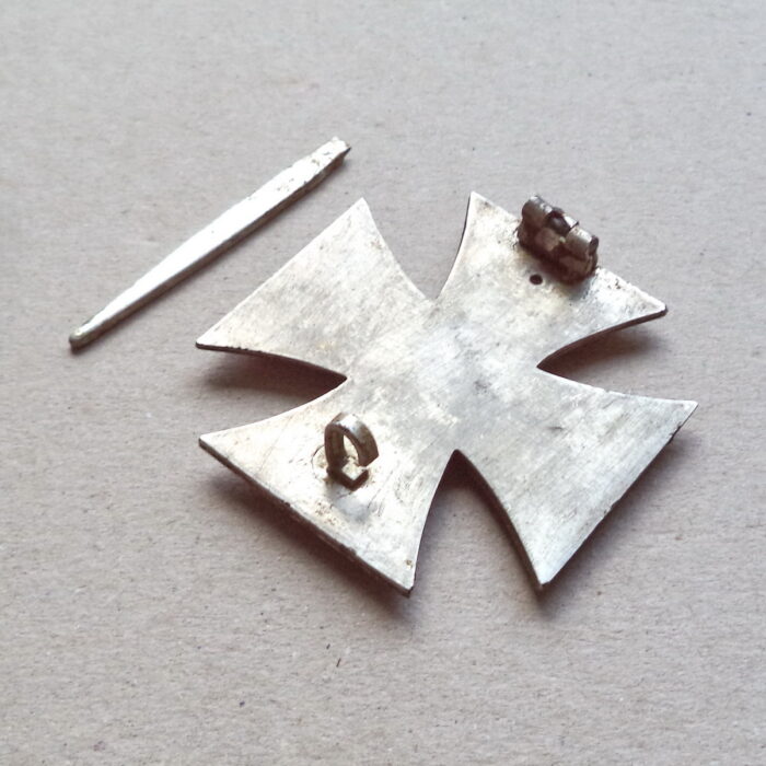 K 037 (4) Iron Cross 1. Class 1939 Narva relic - Image 4