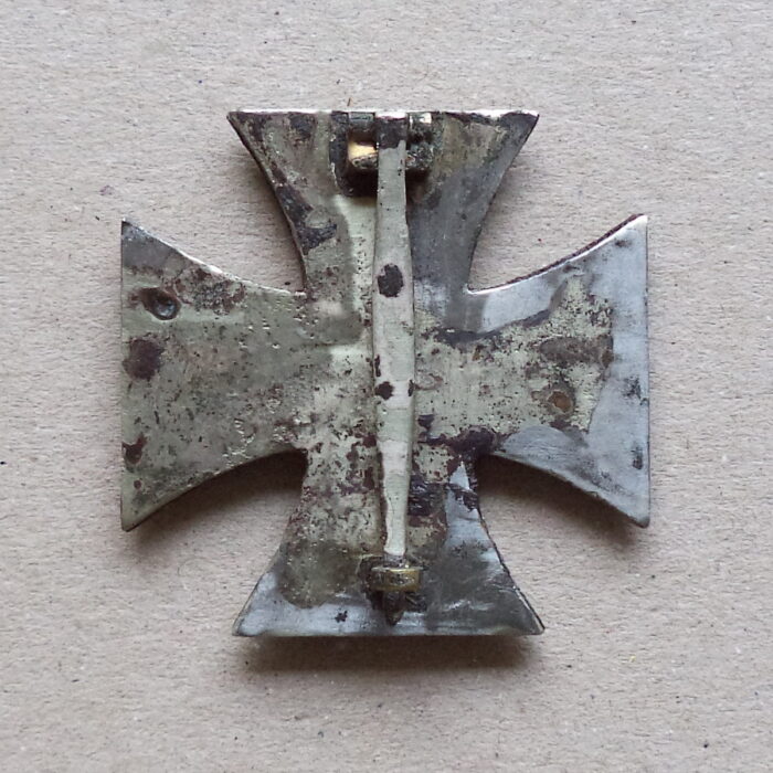 K 038 (2) Iron Cross 1. Class 1939 Kurland relic - 100 - Image 2