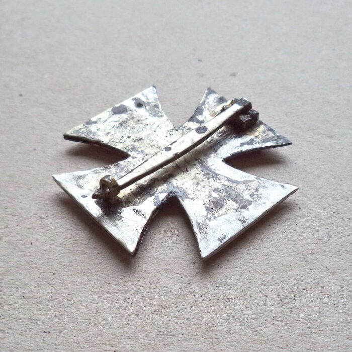 K 038 (4) Iron Cross 1. Class 1939 Kurland relic - 100 - Image 4